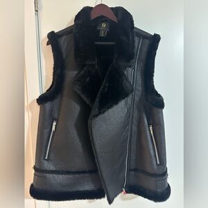 House of Harlow 1960 Sherpa Black Vest - Size Small